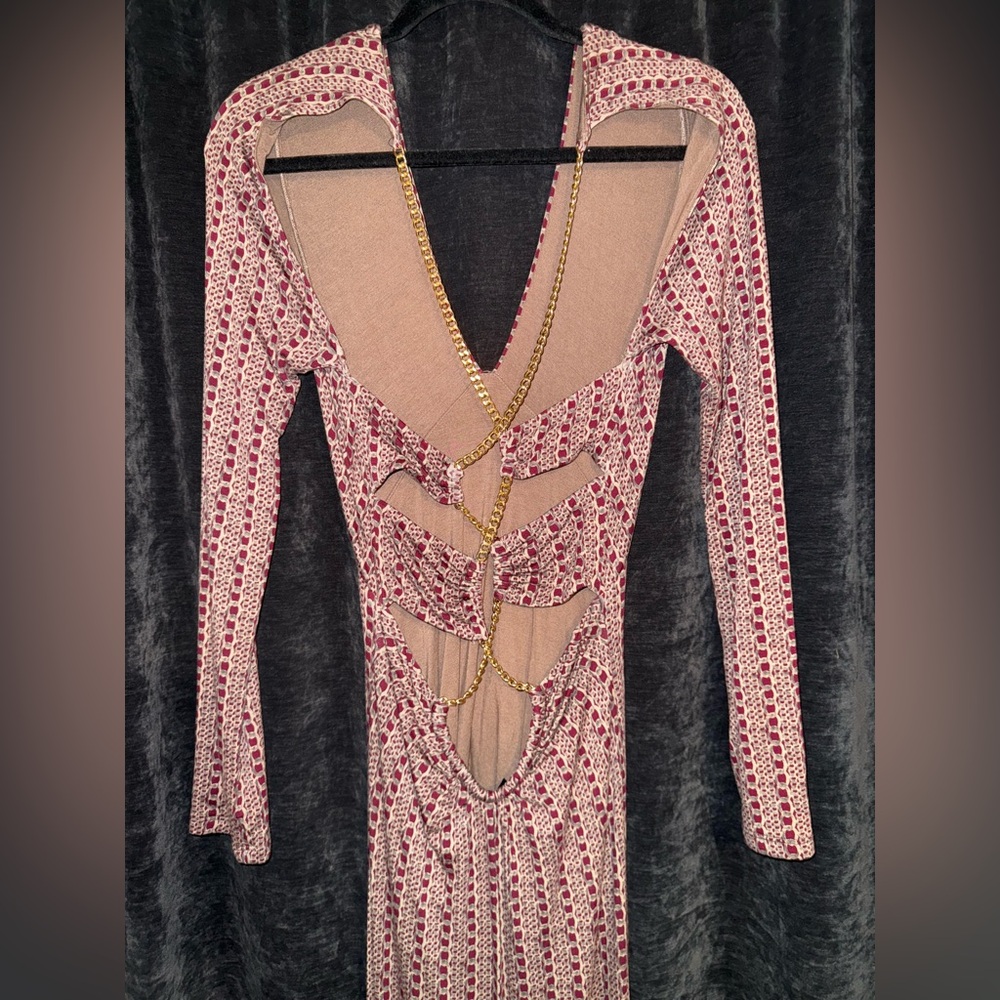 NWT Sky Red and Cream Long Sleeve Dress L